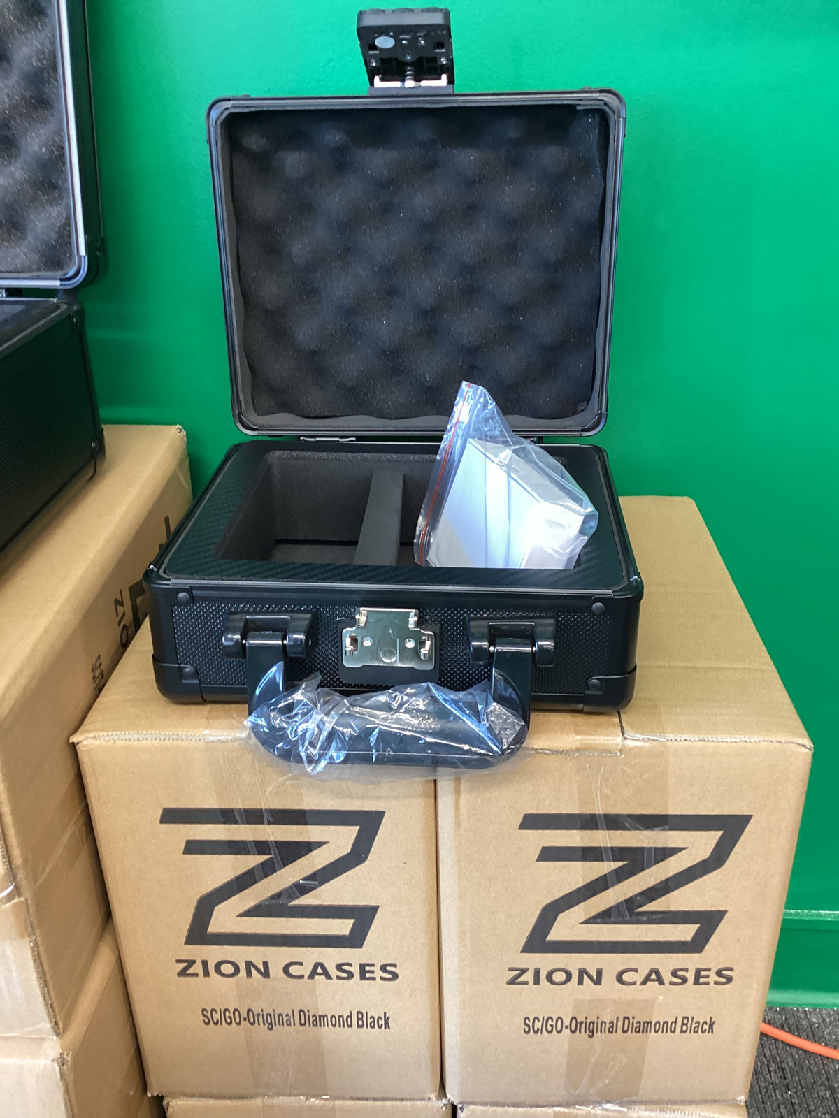 Zion Slab Case Go Black