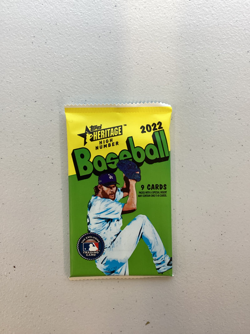 Load image into Gallery viewer, 2022 Topps Heritage Baseball Packs
