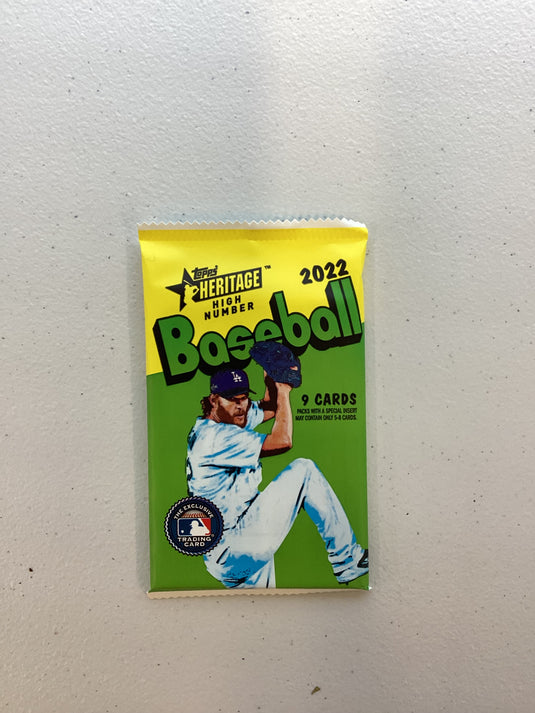 2022 Topps Heritage Baseball Packs